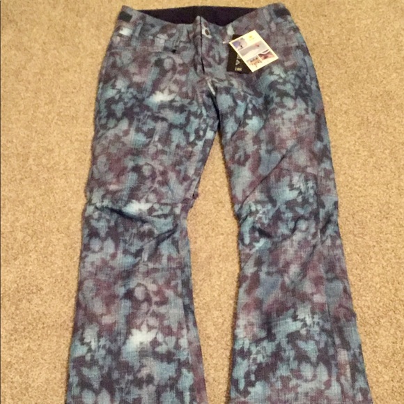 NEW Roxy Snow Pants - Picture 2 of 8